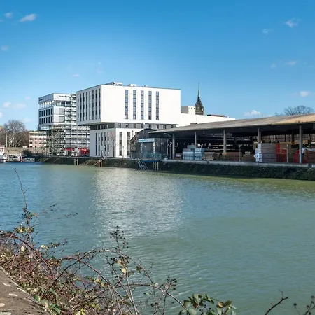 Ξενοδοχείο Campanile