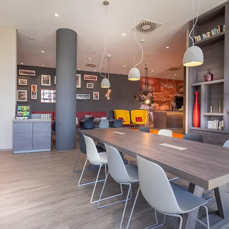 Campanile Ξενοδοχείο 3*