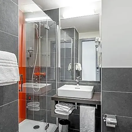 Campanile 3* دوسبرغ